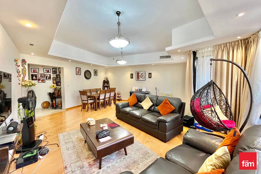 Vacant Soon | spacious layout 3bh | Near Metro Vacant Soon | spacious layout 3bh | Near Metro