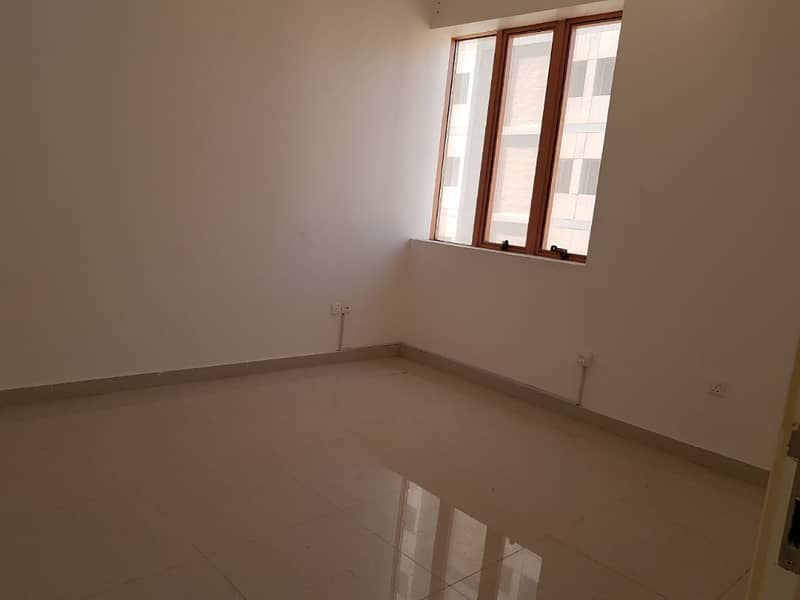 NEWLY RENOVATED APARTMENT WITH 3 BEDROOMS 4 BATHROOMS AND MAIDS-ROOM 75,000 ONLY