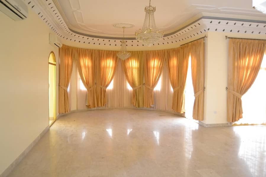 3 Bed Room Villa For Rent In Khuzam