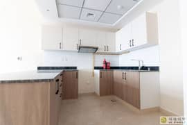 BEAUTIFUL LAYOUT APT - READY TO MOVE IN