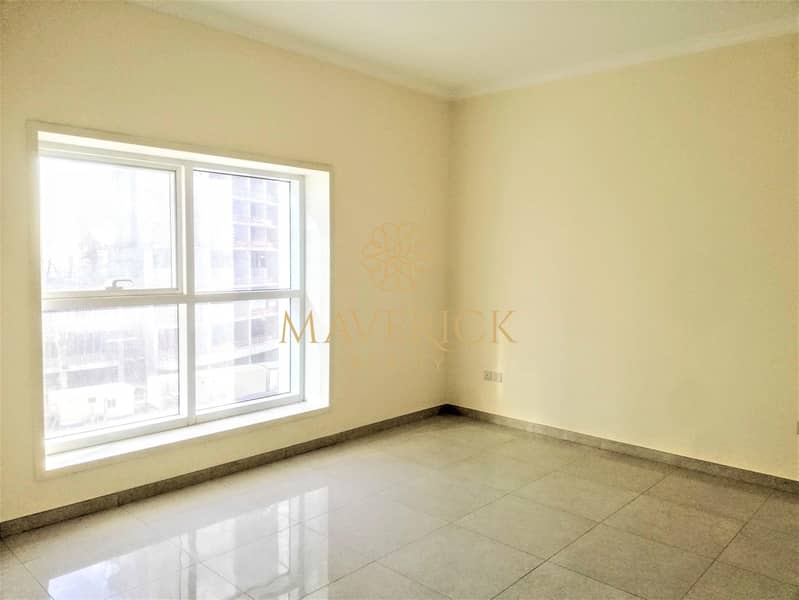 5 Spacious 1BR | Partial Canal View | Vacant
