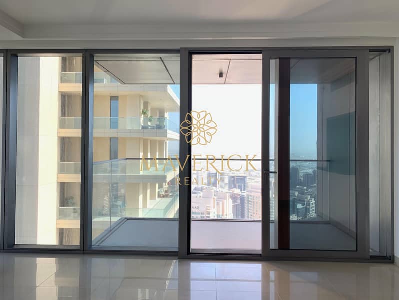 14 Sea View | Brand New 1Bed | Chiller Free