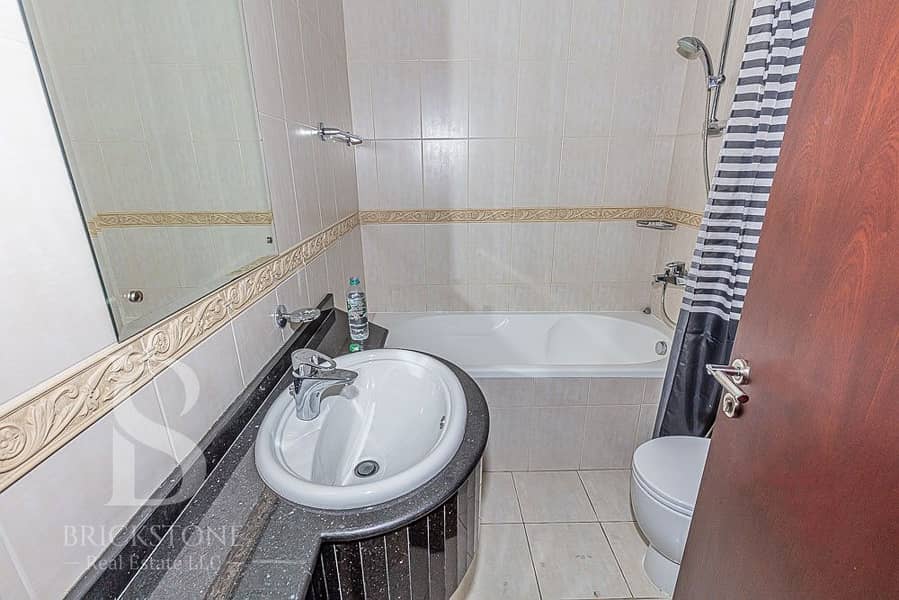 7 Elite Residence one bedroom apartment for rent Arsalan Ali Ahmad Dubai Marina real estate specialist agent broker property consultant (8). jpg