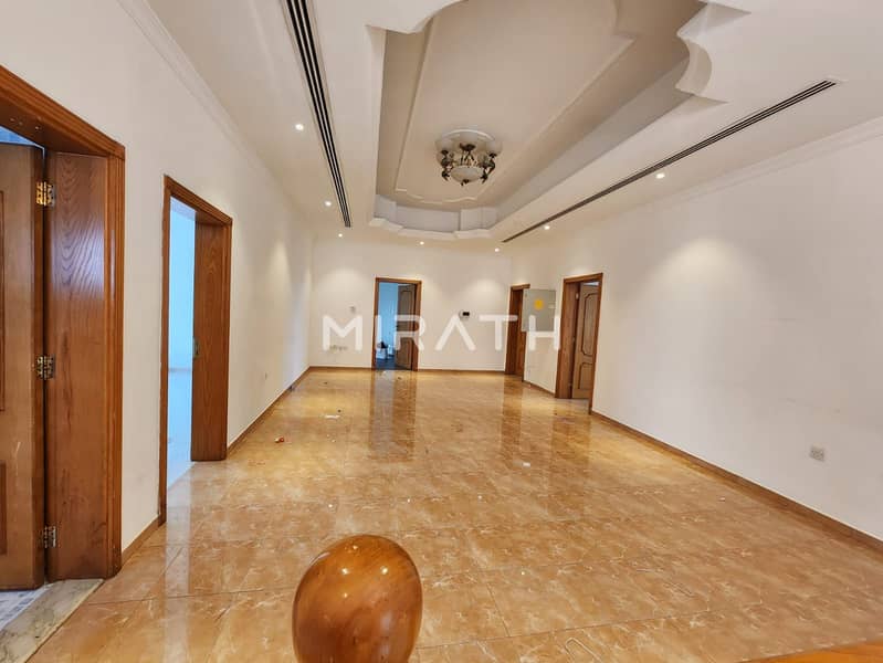 INDEPENDENT VILLA- PRIME LOCATION -5BHK+ MAIDS ROOM-2 MAJILIS INDEPENDENT VILLA- PRIME LOCATION -5BHK+ MAIDS ROOM-2 MAJILIS