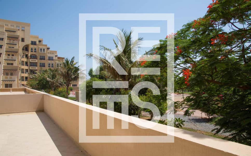 Large 3BR in The Bab Al Bahr Residences