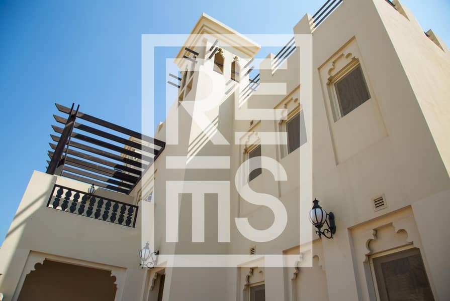 3BR Townhouse with Big Kitchen in Al Hamra Village