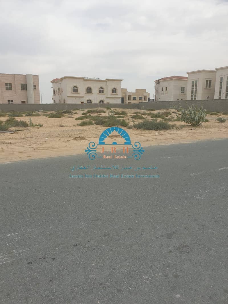 位于或诗街区 的住宅地块 1950000 AED - 6954296