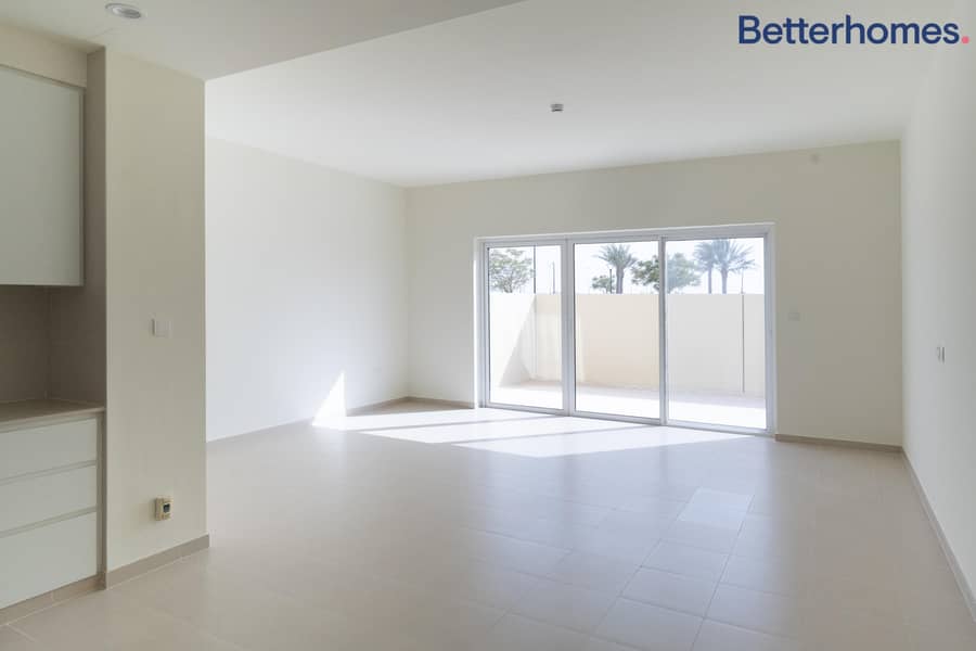 Vacant Now | Landscaped Garden | Spacious Vacant Now | Landscaped Garden | Spacious