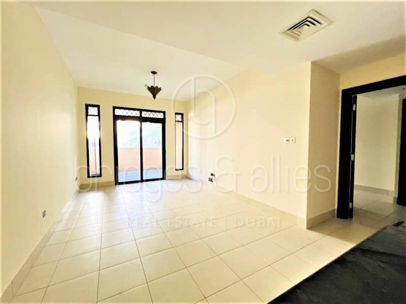 位于迪拜市中心，老城区，燕舒公寓，燕舒8号楼 1 卧室的公寓 1350000 AED - 5907899