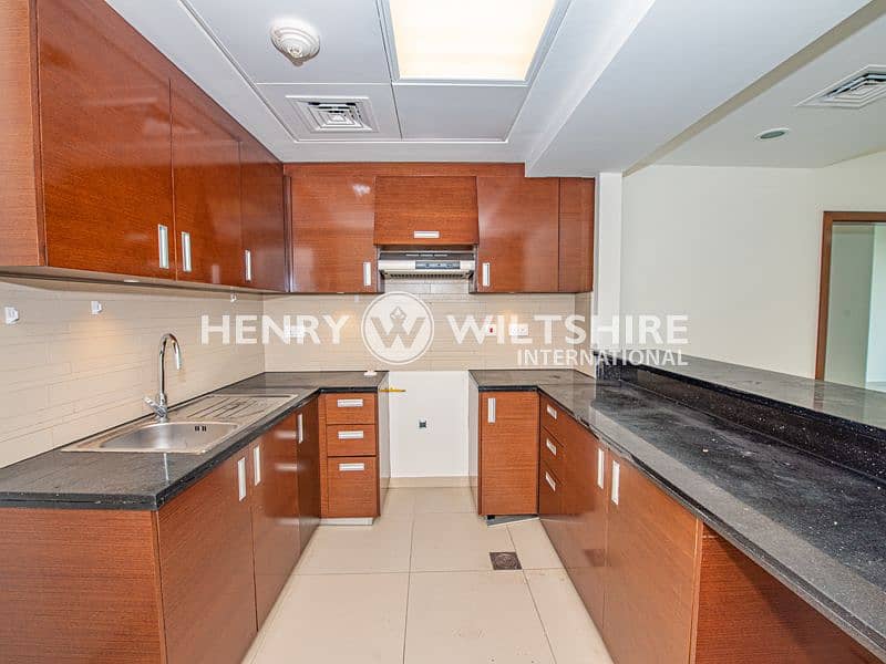 5 GT1 - 1BR Apt - photo 01. jpg
