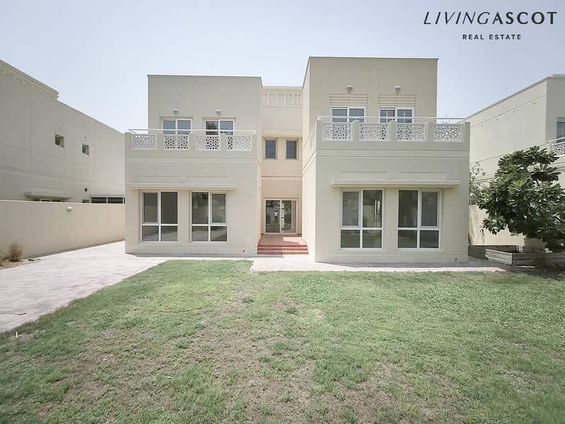 Upgraded Kitchen | Prime Location | Open Upgraded Kitchen | Prime Location | Open