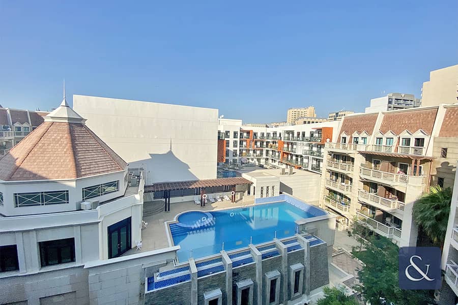 Upgraded Three Bed | Vacant | 2819 Sq Ft Upgraded Three Bed | Vacant | 2819 Sq Ft