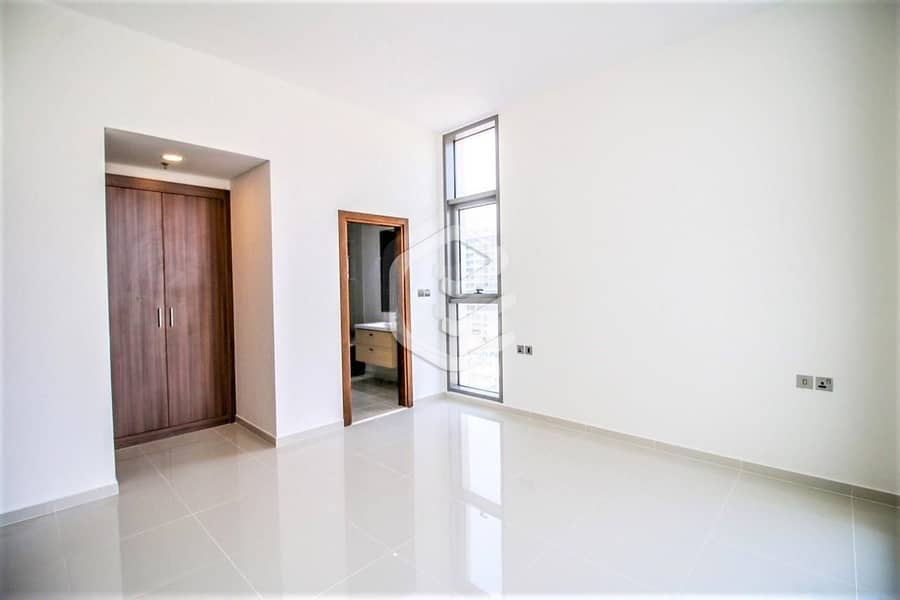 6 Stunning | 1 BR Apartment | Tenanted | Call Us Now