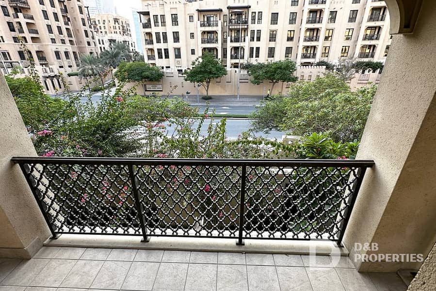Vacant I Motivated Seller I EMAAR I Keys In Hand Vacant I Motivated Seller I EMAAR I Keys In Hand