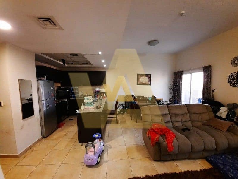 Excellent Location 2 BR | Huge Balcony| 600K Only