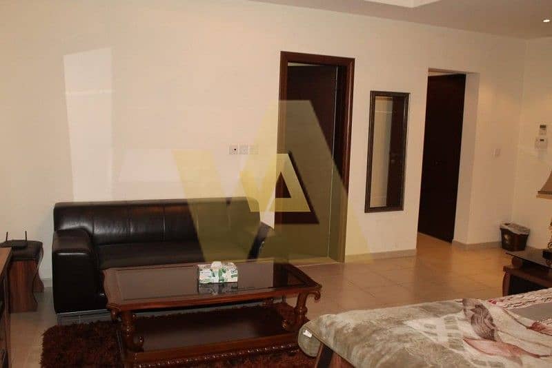 3 3 BR+Maid | Opp to Pool and Park|Fully Furnished