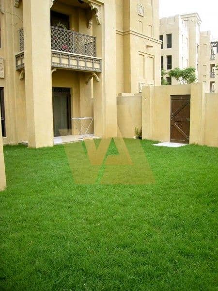 8 Huge 1 BR With Private Garden | Demanded Location