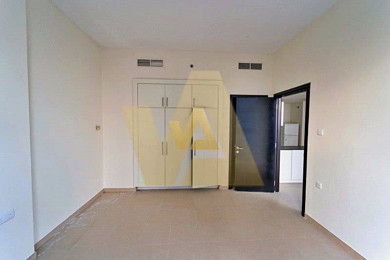 10 Excellent| 1 Bedroom | Near Metro | Dubai Marina |