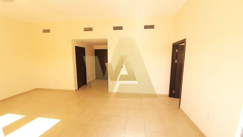 3 Exclusive 1BR|Close Kitchen|Huge Terrace|Ready to move