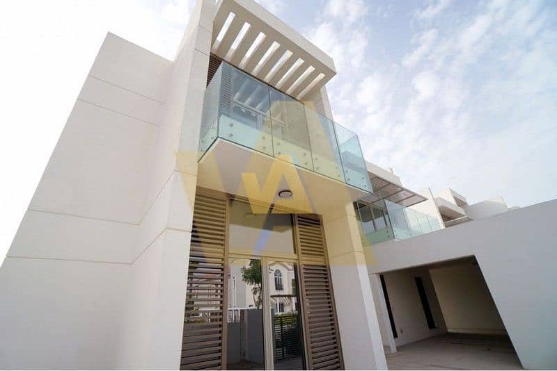 4 Brand New| Type A 5 BR Contemporary Villa For Rent