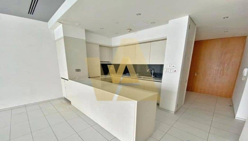 6 Sea and DIFC View |Higher Floor|Chiller Free Unit