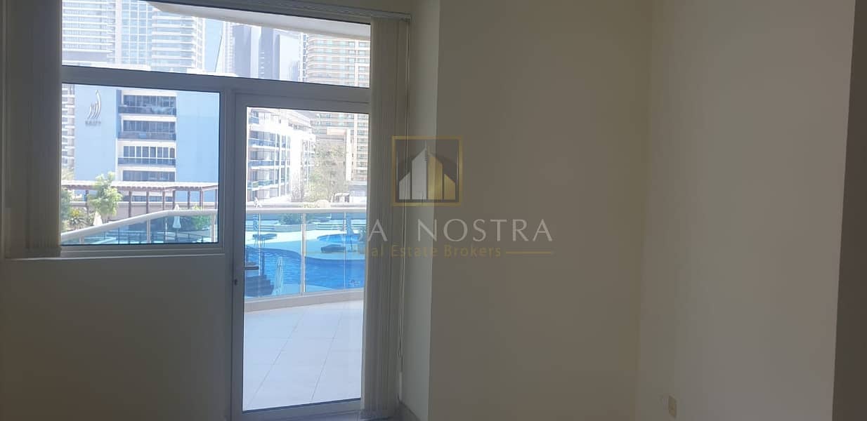 5 Pool View 2BR with Balcony White Goods in Kitchen