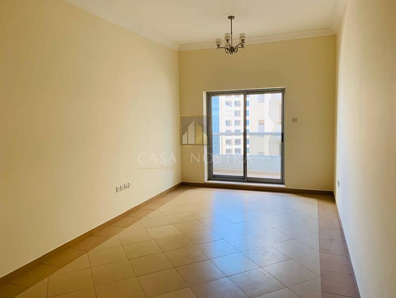 Spacious 1BR with Balcony Payment in 6 Cheques