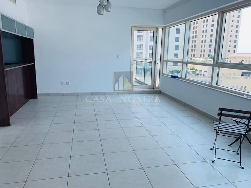 3 Marina View Vacant Spacious 2BR with Balcony