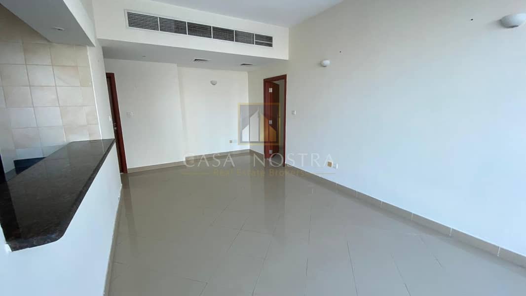 5 Affordable Price 1BR with Balcony Community View