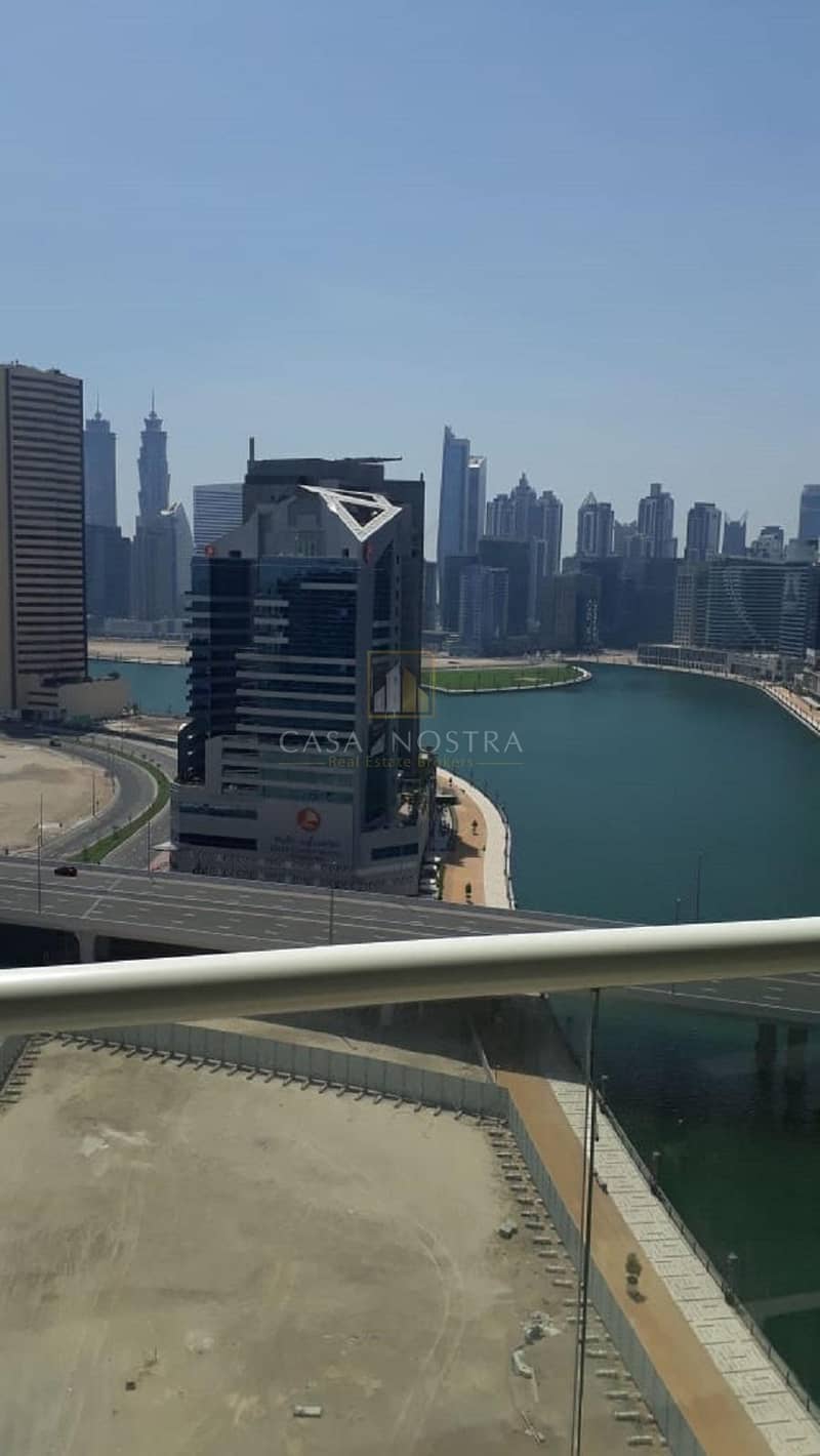 2 Burj Khalifa and Full Canal View 1BR with Balcony