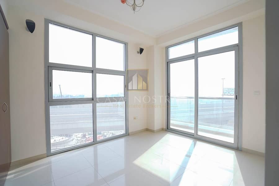 3 Cheapest Spacious 2BR with Balcony Community View