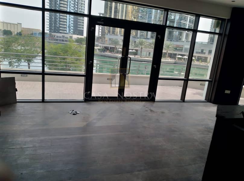 5 Large Retail Shop with Marina View Near to Metro