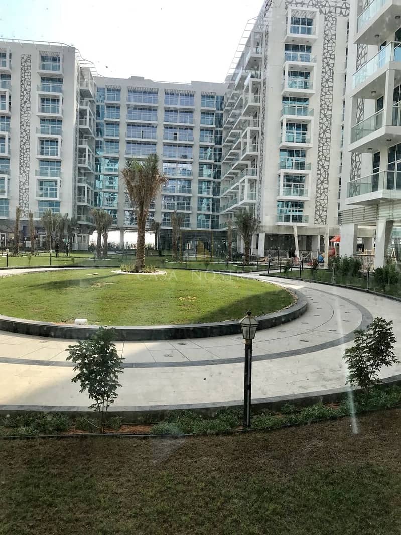 Brand New Vacant Fully Furnished 1BR with Balcony