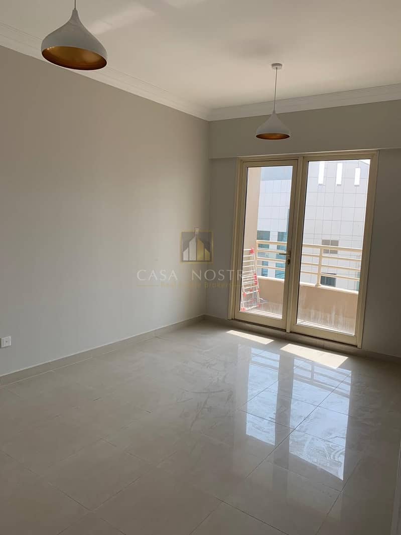 10 Fully Upgraded Large 2BR with Balcony I Near Metro