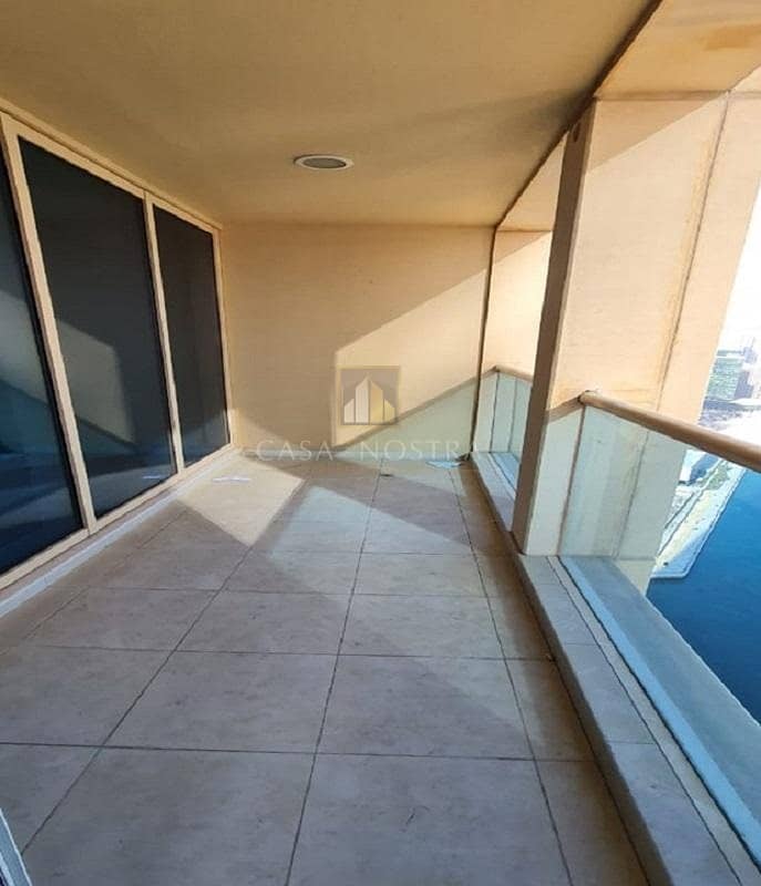 8 Canal and Burj Khalifa view 2BR with Balcony