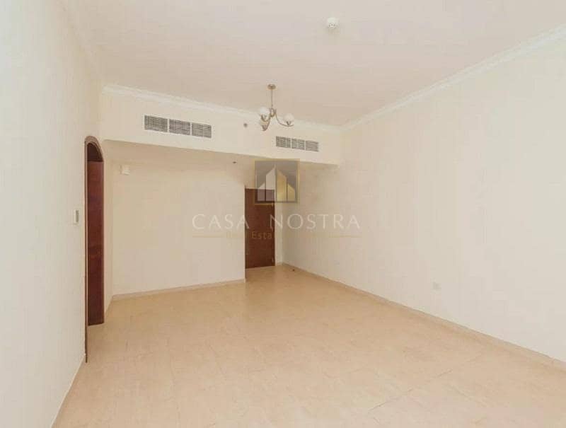 5 Spacious 1BR with Balcony Payment 4 Cheques