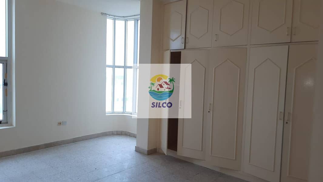 Квартира в Аль Мушриф, 2 cпальни, 50000 AED - 6184577