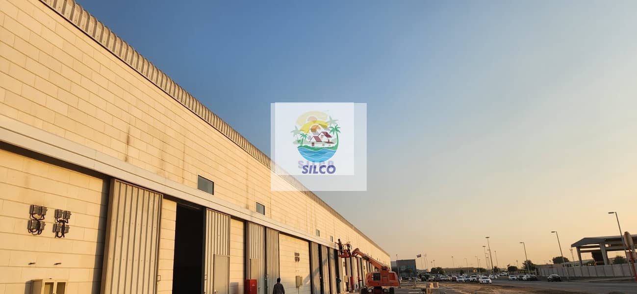120 square meters warehouse in Mussafah