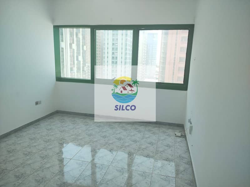 Spacious 1-Bedroom Flat in Prime Location