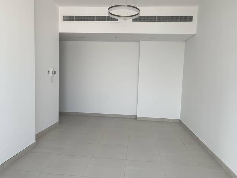 Brand new spacious 2bhk rent 99k only in 6chqs payment Brand new spacious 2bhk rent 99k only in 6chqs payment