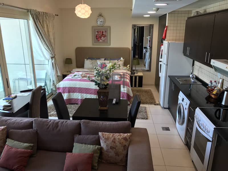 Fully Furnished Studio in Royal Oceanic Dubai marina Fully Furnished Studio in Royal Oceanic Dubai marina