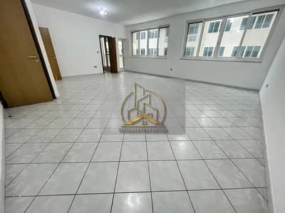 3 Bedroom Flat for Rent in Corniche Area, Abu Dhabi - WhatsApp Image 2023-11-25 at 1.28. 43 PM. jpeg