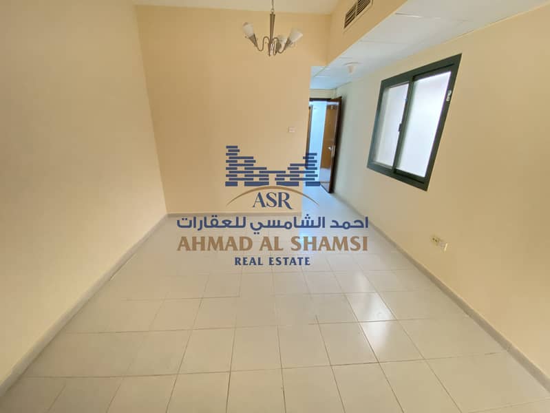 شقة في النهدة 1 غرفة 32000 درهم - 7968803