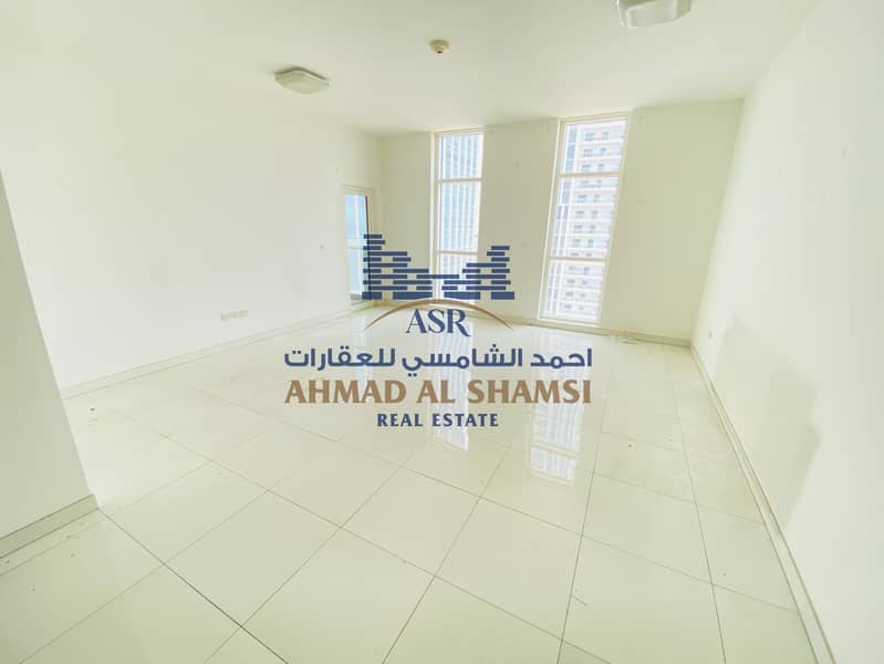 شقة في النهدة 1 غرفة 54990 درهم - 8242899