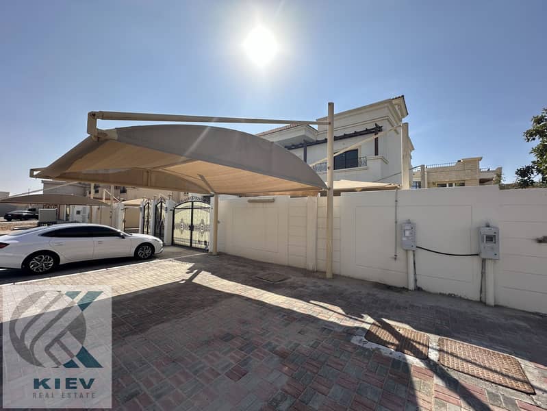 位于哈里发城 4 卧室的别墅 140000 AED - 8244138 位于哈里发城 4 卧室的别墅 140000 AED - 8244138