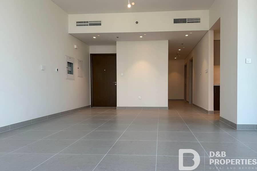 Very high floor | Middle unit | Sea view Very high floor | Middle unit | Sea view