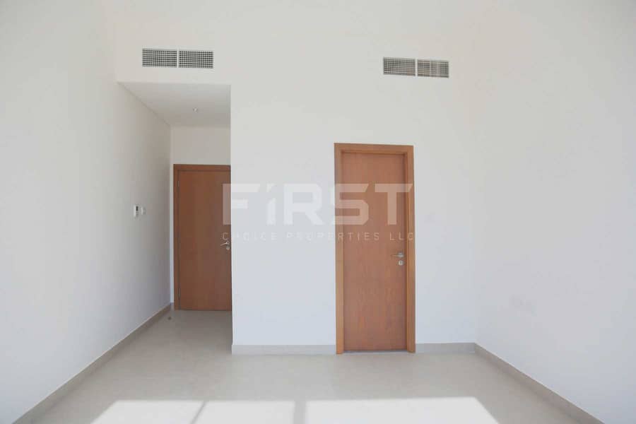17 Internal Photo of 5 Bedroom Villa in Faya at Bloom Gardens Al Salam Street Abu Dhabi UAE (14). jpg