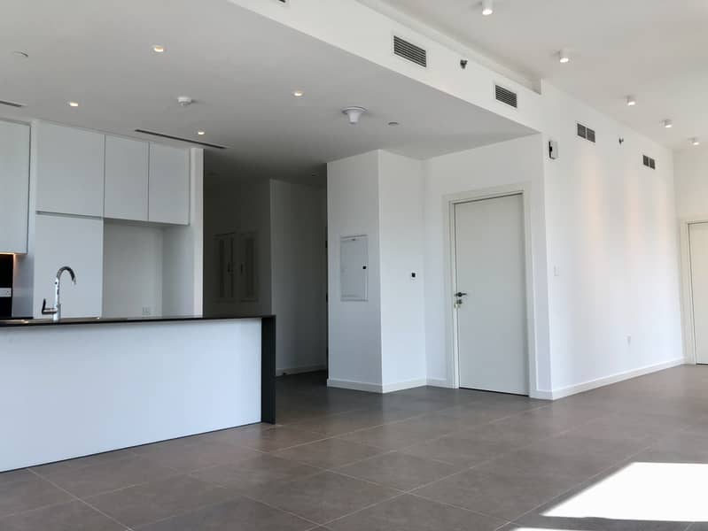 Brand new Building | Modern 2BR+M | luxury living | High End Facilities | Beach Access Brand new Building | Modern 2BR+M | luxury living | High End Facilities | Beach Access