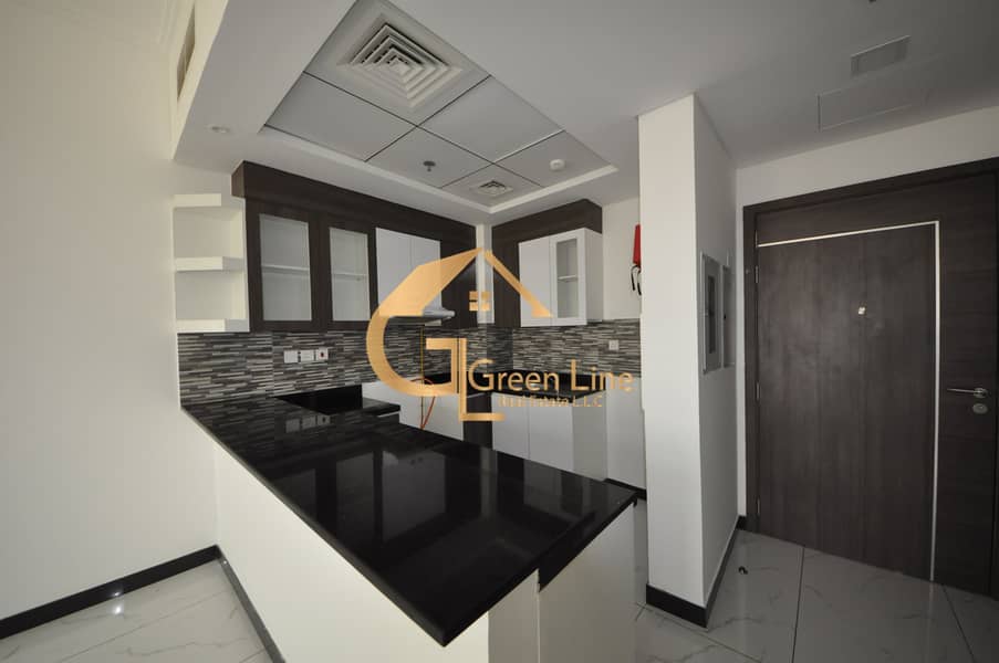 2 Kitchen. JPG
