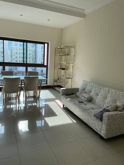 Unfurnished | Spacious Living Area | 1 Bed